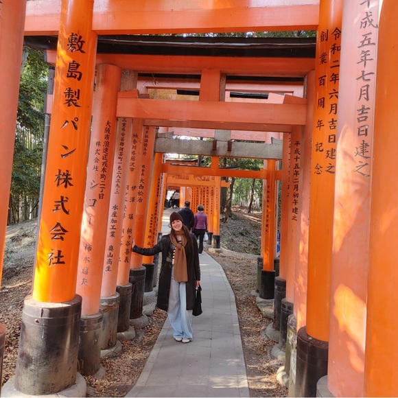 👋 Bookmark My Closet! ❤️😁Hi, I’m Katie…. - Picture 16 of 16